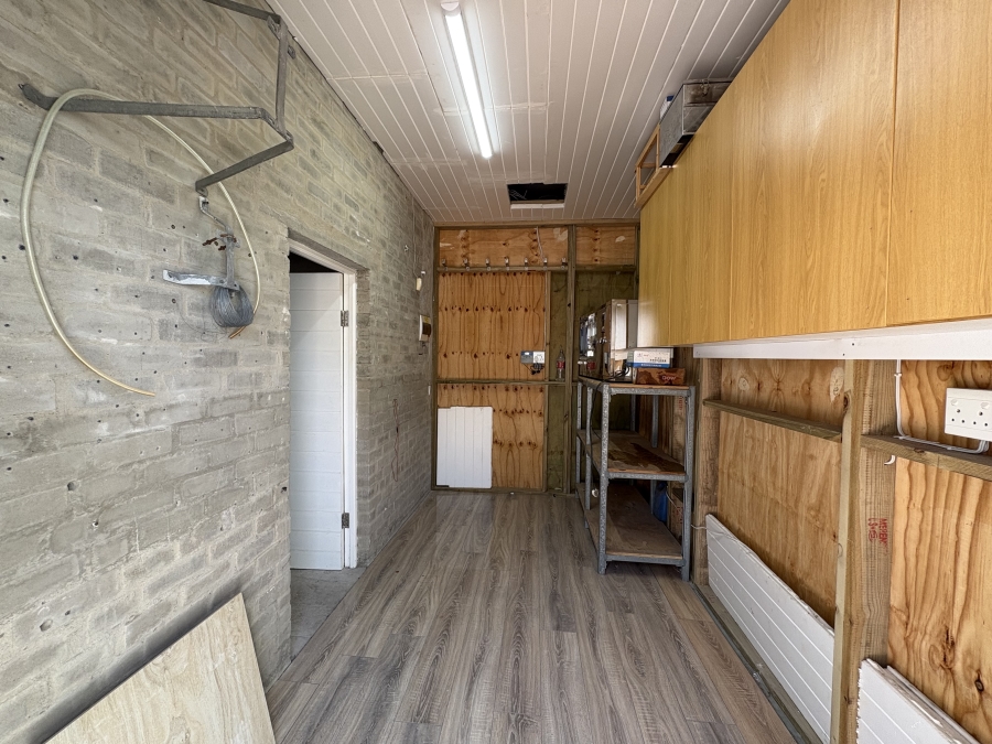 4 Bedroom Property for Sale in Pearl Bay Western Cape